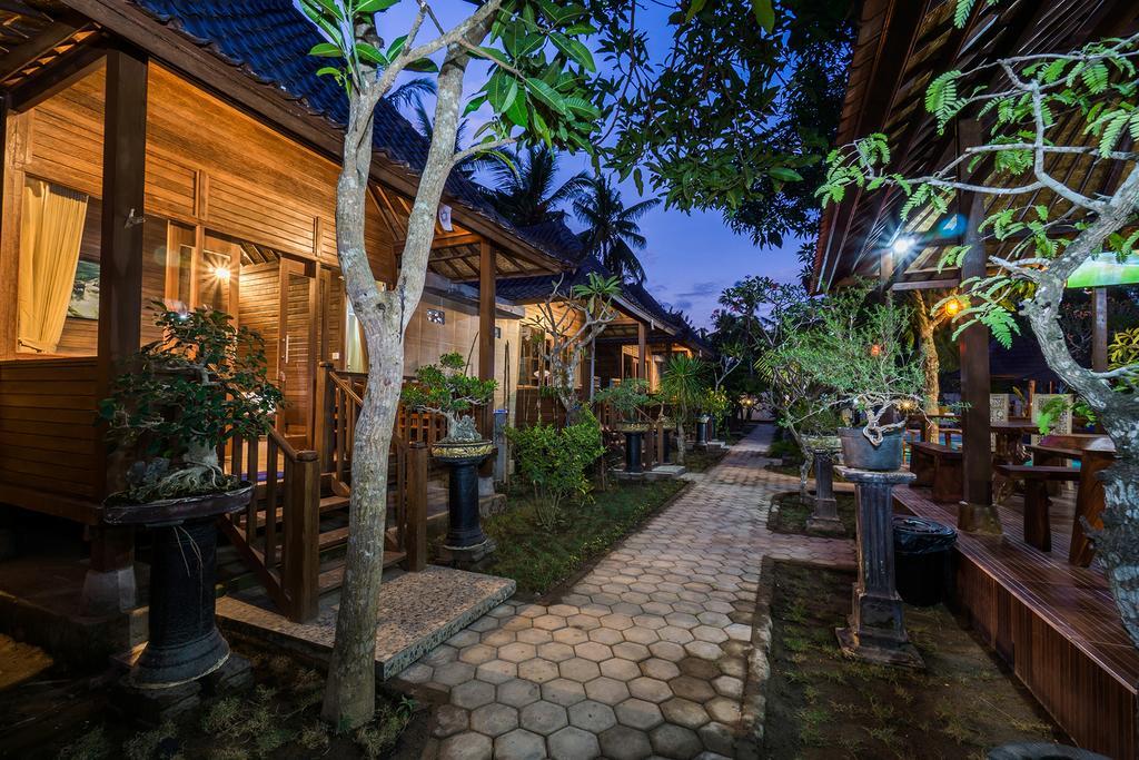 Lembongan D'Licks Villa Exterior photo
