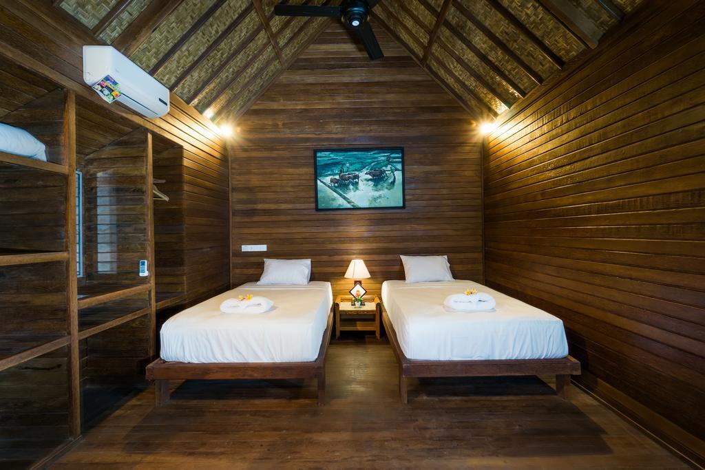 Lembongan D'Licks Villa Exterior photo